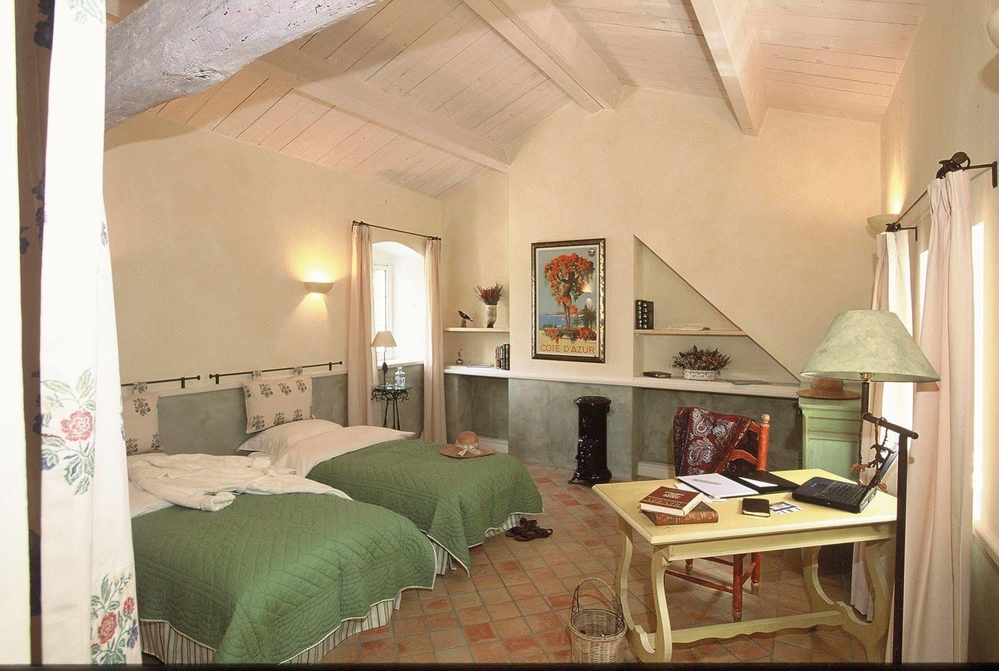 Une Campagne En Provence Bras Екстер'єр фото