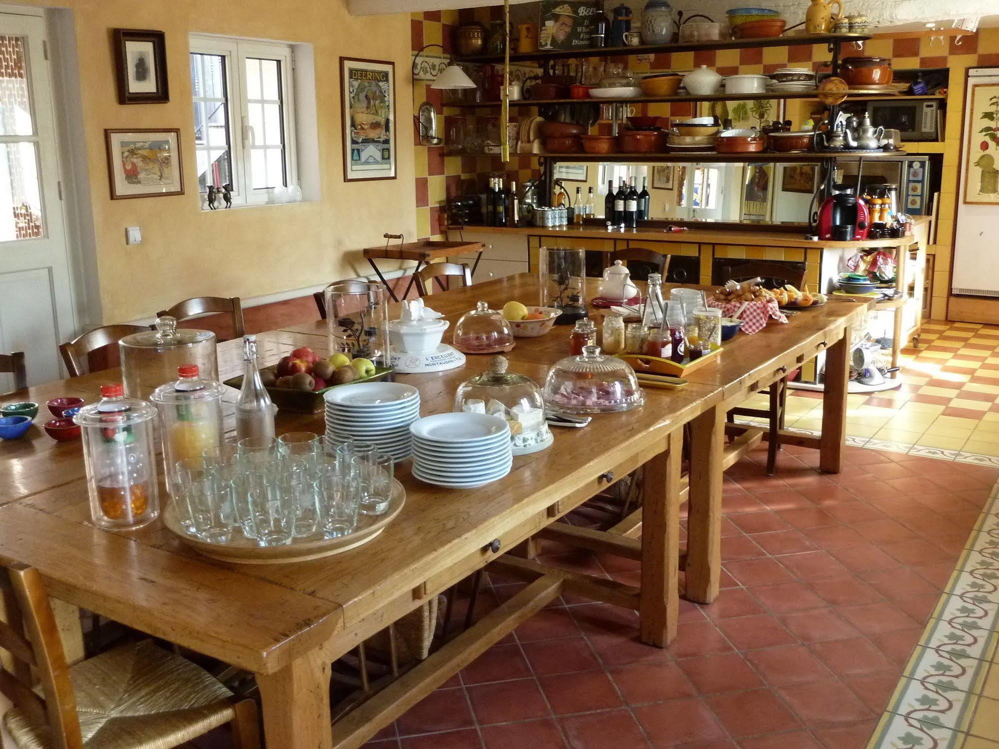 Une Campagne En Provence Bras Екстер'єр фото