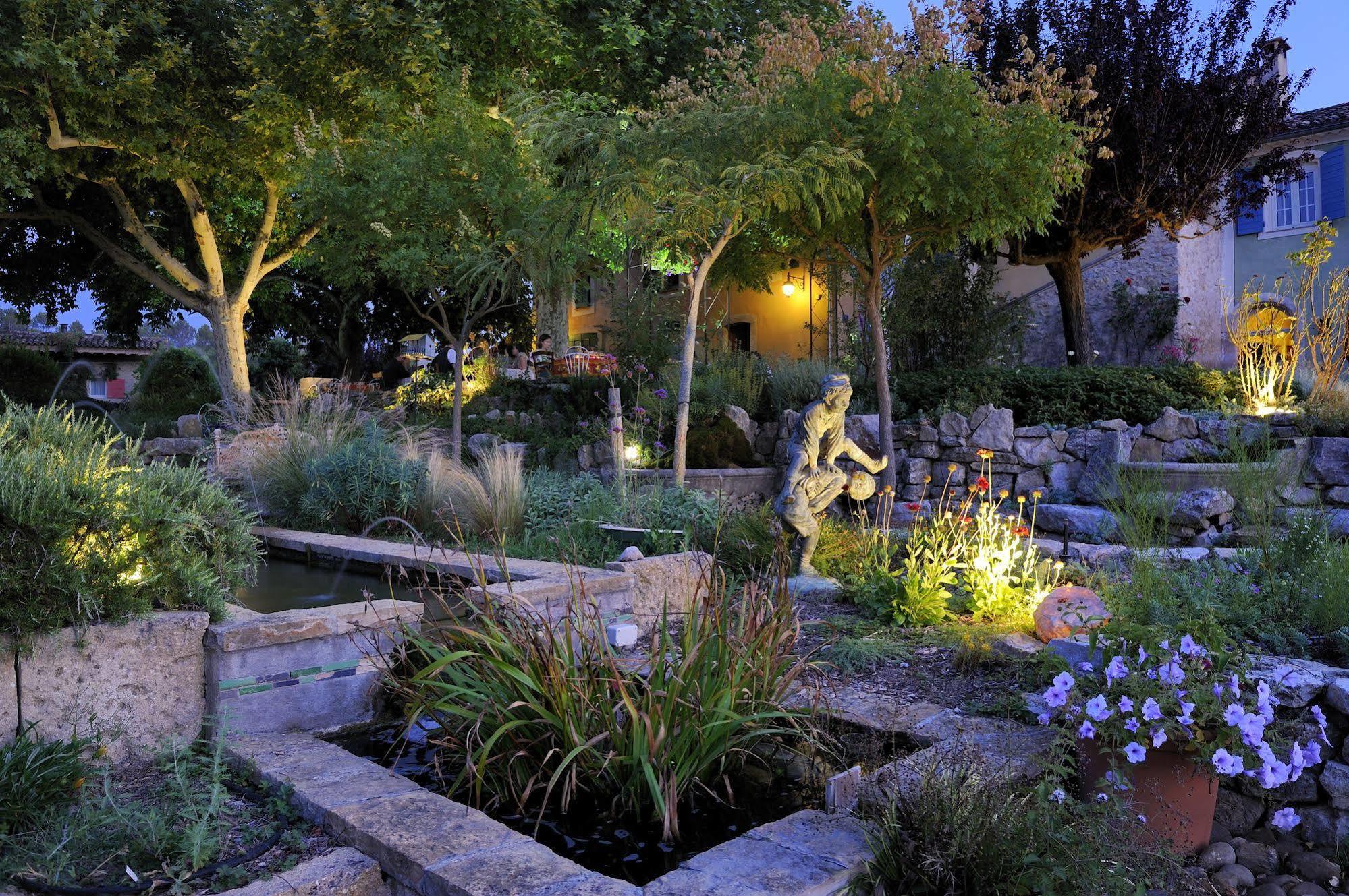 Une Campagne En Provence Bras Екстер'єр фото